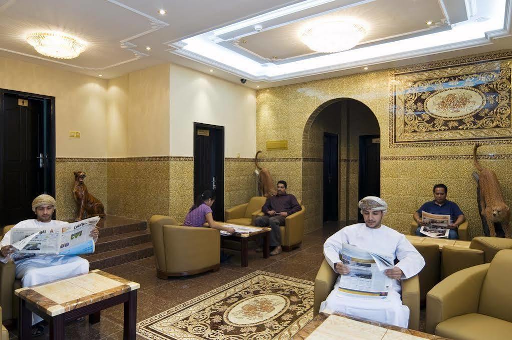 Tiger Home Hotel Apartments Maszkat Kültér fotó