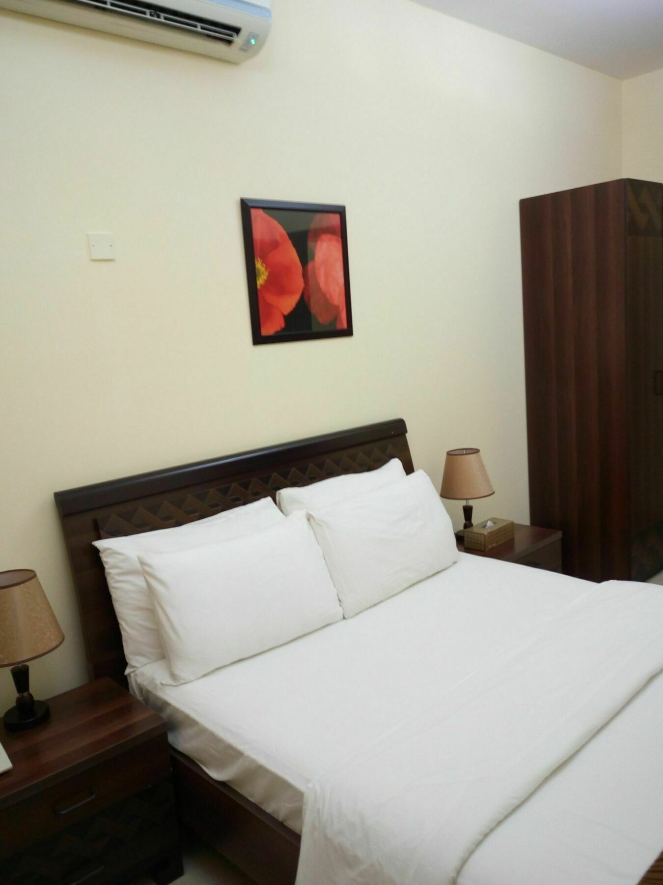 Tiger Home Hotel Apartments Maszkat Kültér fotó