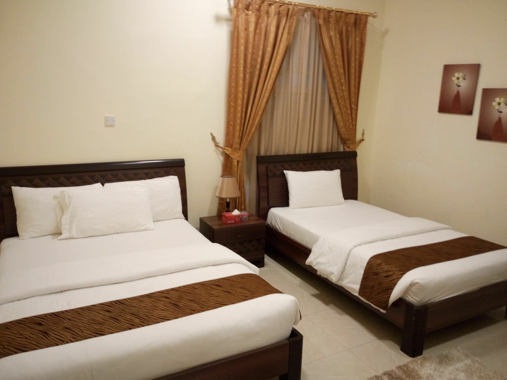 Tiger Home Hotel Apartments Maszkat Kültér fotó